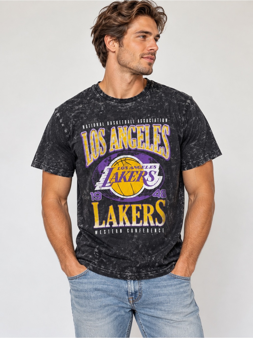Los Angeles Lakers NBA Acid Wash Graphic T-Shirt Size Small